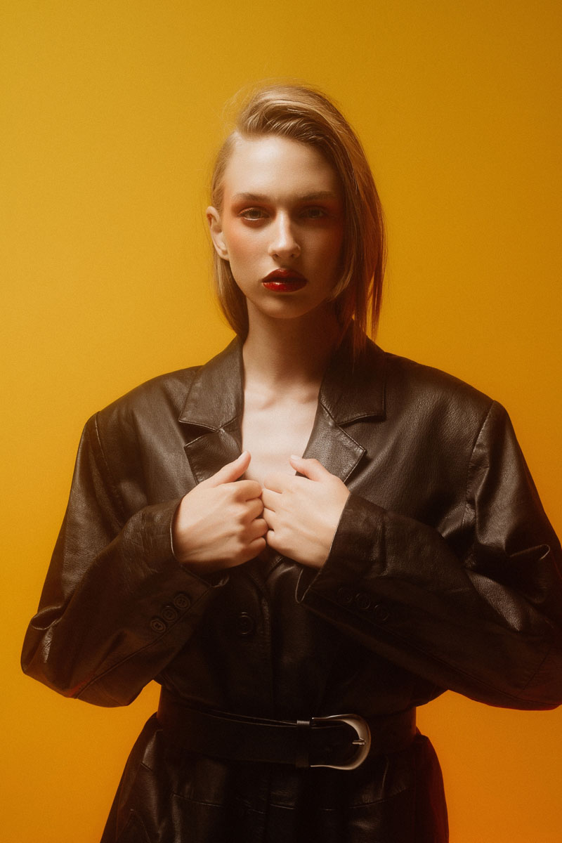 Editorial primer – look 24/24